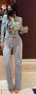 Kylie Jenner feet photo thumbnail