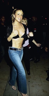 Mariah Carey feet photo thumbnail