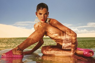 Bruna Marquezine feet photo thumbnail