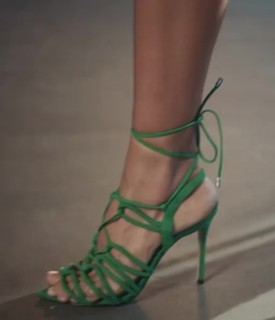 Bruna Marquezine feet photo thumbnail