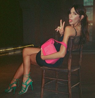 Bruna Marquezine feet photo thumbnail
