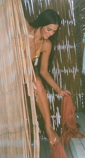 Bruna Marquezine feet photo thumbnail