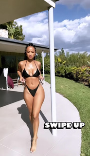 Draya Michele feet photo thumbnail