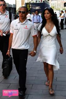 Nicole Scherzinger feet photo thumbnail