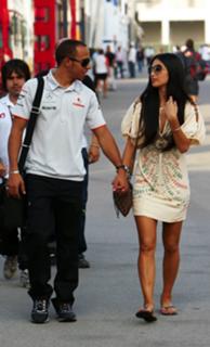 Nicole Scherzinger feet photo thumbnail