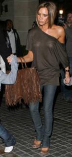 Victoria Beckham feet photo thumbnail