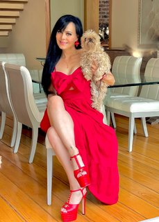 Maribel Guardia feet photo thumbnail