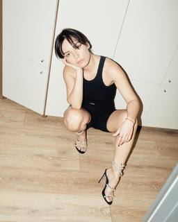 Olga Seryabkina feet photo thumbnail