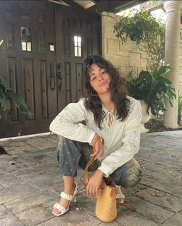 Camila Cabello feet photo thumbnail
