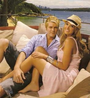 Delta Goodrem feet photo thumbnail