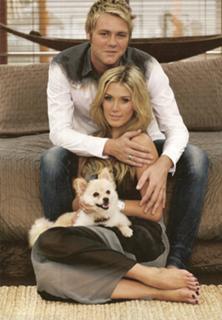 Delta Goodrem feet photo thumbnail