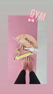 Paula Echevarría feet photo thumbnail