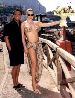 Mariah Carey feet photo thumbnail