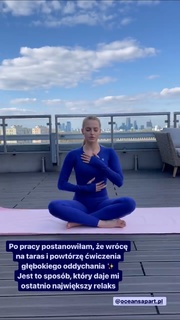 Karolina Pisarek feet photo thumbnail