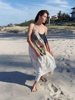 Michelle Monaghan feet photo thumbnail