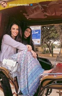Jessica Lowndes feet photo thumbnail