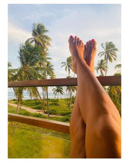 Juliana Paes feet photo thumbnail