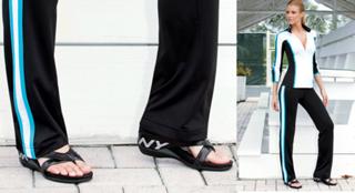 Paige Butcher feet photo thumbnail