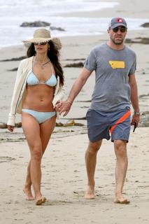 Jordana Brewster feet photo thumbnail
