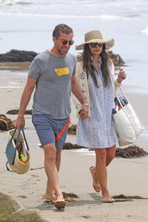 Jordana Brewster feet photo thumbnail