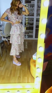 Mary Synatsaki feet photo thumbnail