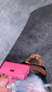 Kylie Jenner feet photo thumbnail