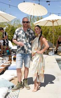 Vanessa Hudgens feet photo thumbnail