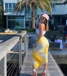 Chanel West Coast feet photo thumbnail