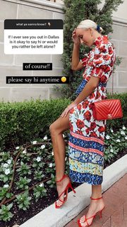 Nastia Liukin feet photo thumbnail