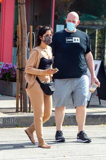 Camila Cabello feet photo thumbnail