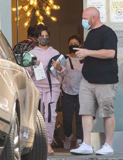 Camila Cabello feet photo thumbnail