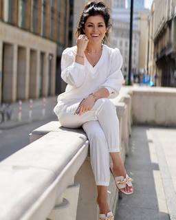 Katarzyna Cichopek feet photo thumbnail