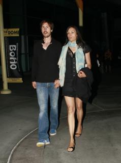 Famke Janssen feet photo thumbnail