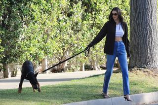 Kendall Jenner feet photo thumbnail
