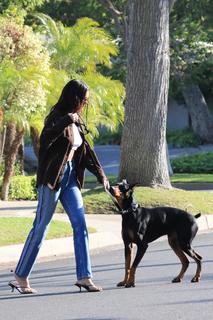 Kendall Jenner feet photo thumbnail