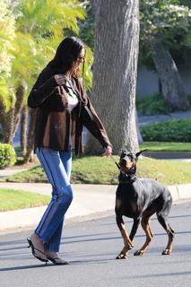 Kendall Jenner feet photo thumbnail