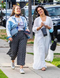 Camila Cabello feet photo thumbnail