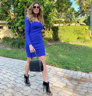 Lili Estefan feet photo thumbnail