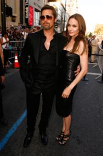 Angelina Jolie feet photo thumbnail