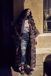 Jordana Brewster feet photo thumbnail