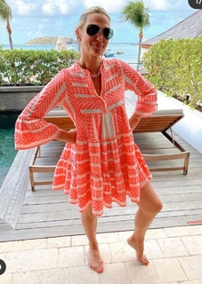 Molly Sims feet photo thumbnail