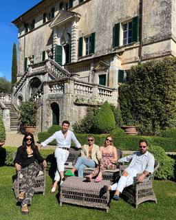 Chiara Ferragni feet photo thumbnail