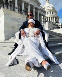 Jennifer Lopez feet photo thumbnail