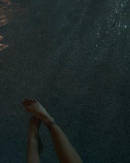 Belén Rodríguez feet photo thumbnail