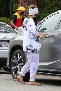 Eva Mendes feet photo thumbnail