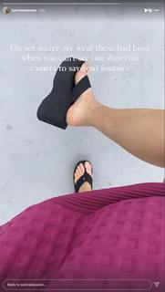 Katrina Bowden feet photo thumbnail