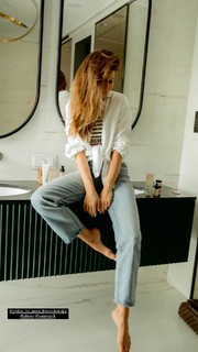 Anna Lewandowska feet photo thumbnail