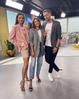 Anna Lewandowska feet photo thumbnail