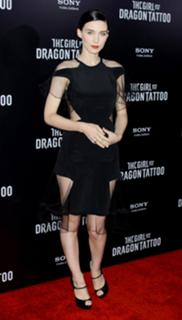 Rooney Mara feet photo thumbnail