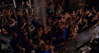 Anna Faris feet photo thumbnail